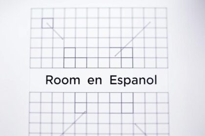 Room en Espanol Crossword Clue